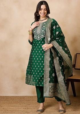 Green Embroidered Chanderi Kurta Set