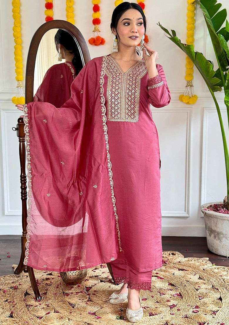 Pink Embroidered Chanderi Straight Kurta Set - Indya