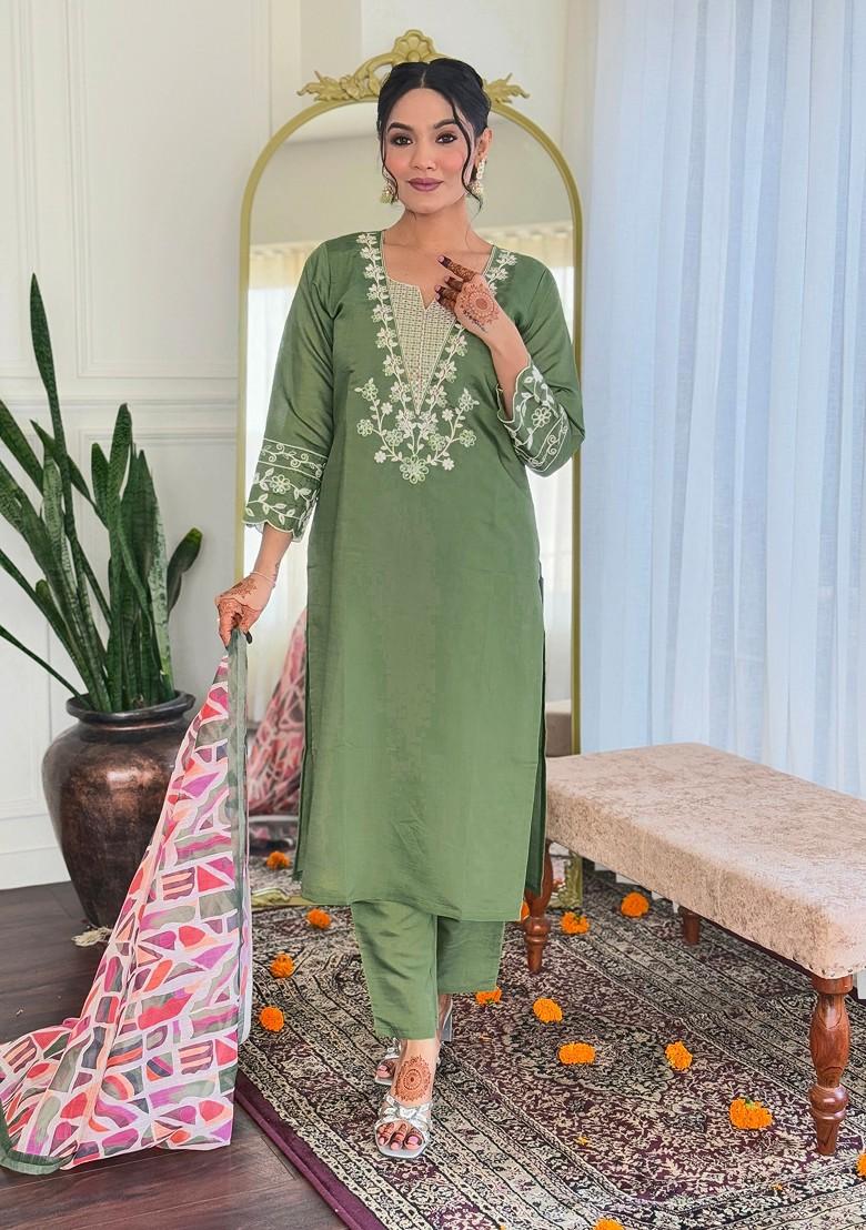 Green Embroidered Chanderi Kurta Set