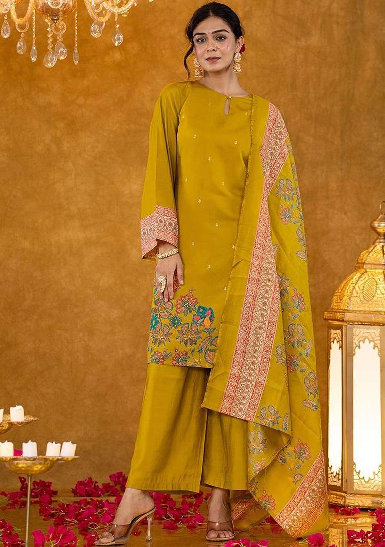Green Embroidered Poly Straight Kurta Set - Indya