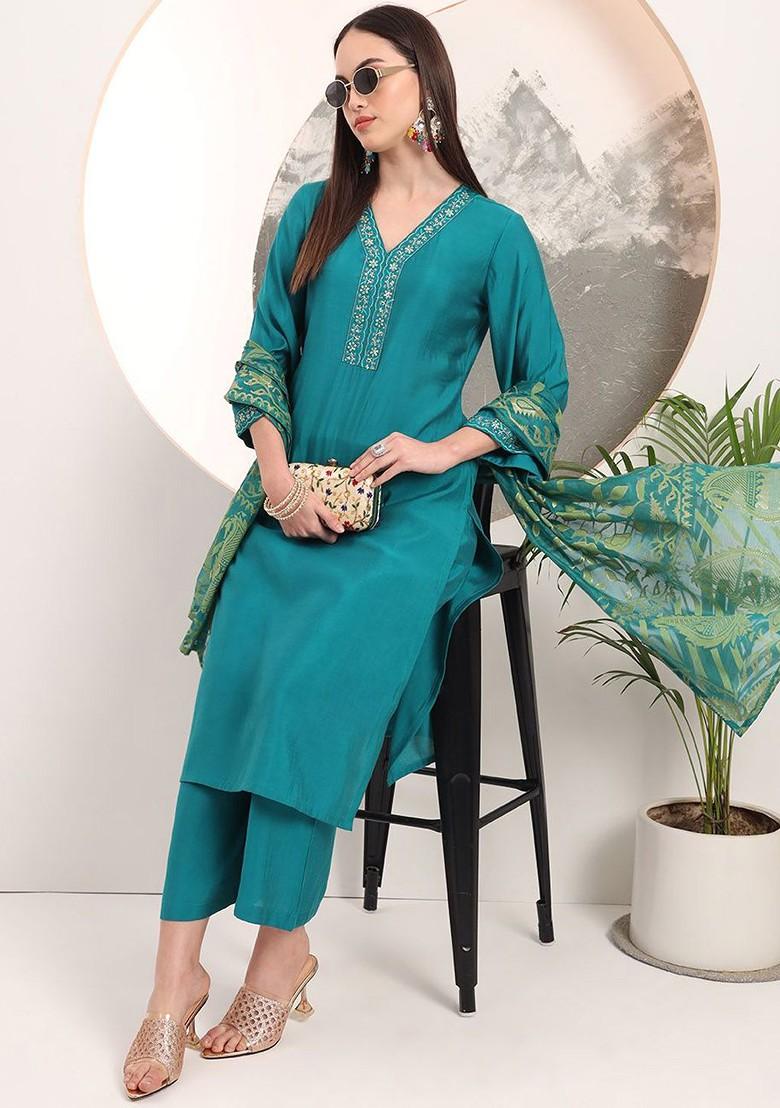 Green Embroidered Poly Blend Kurta Set