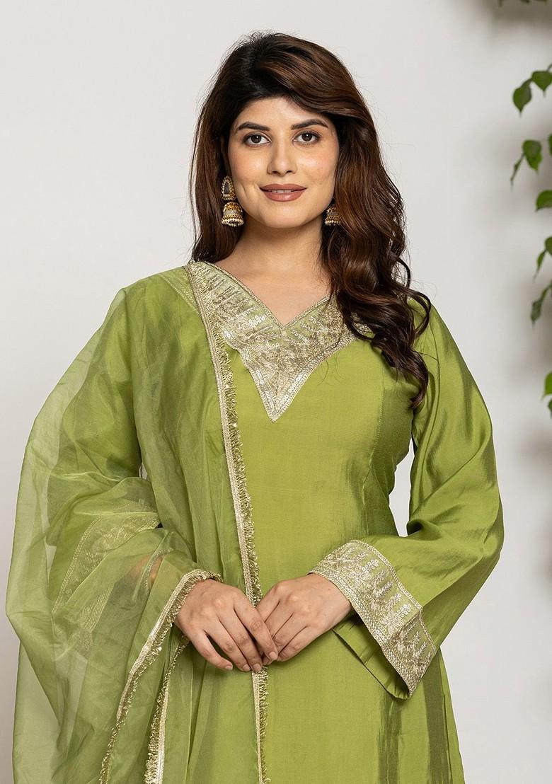 Green Embroidered Poly Blend Kurta Set
