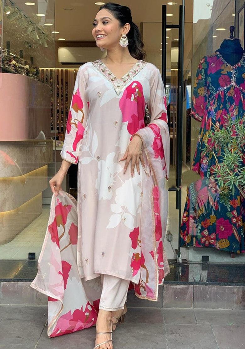 White Embroidered Crepe Kurta Set