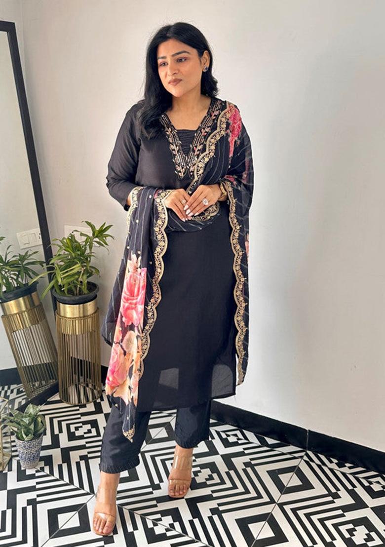 Black Embroidered Viscose Kurta Set