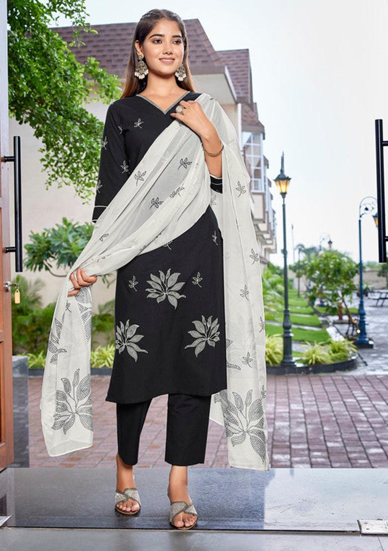Black Embroidered Viscose Kurta Set