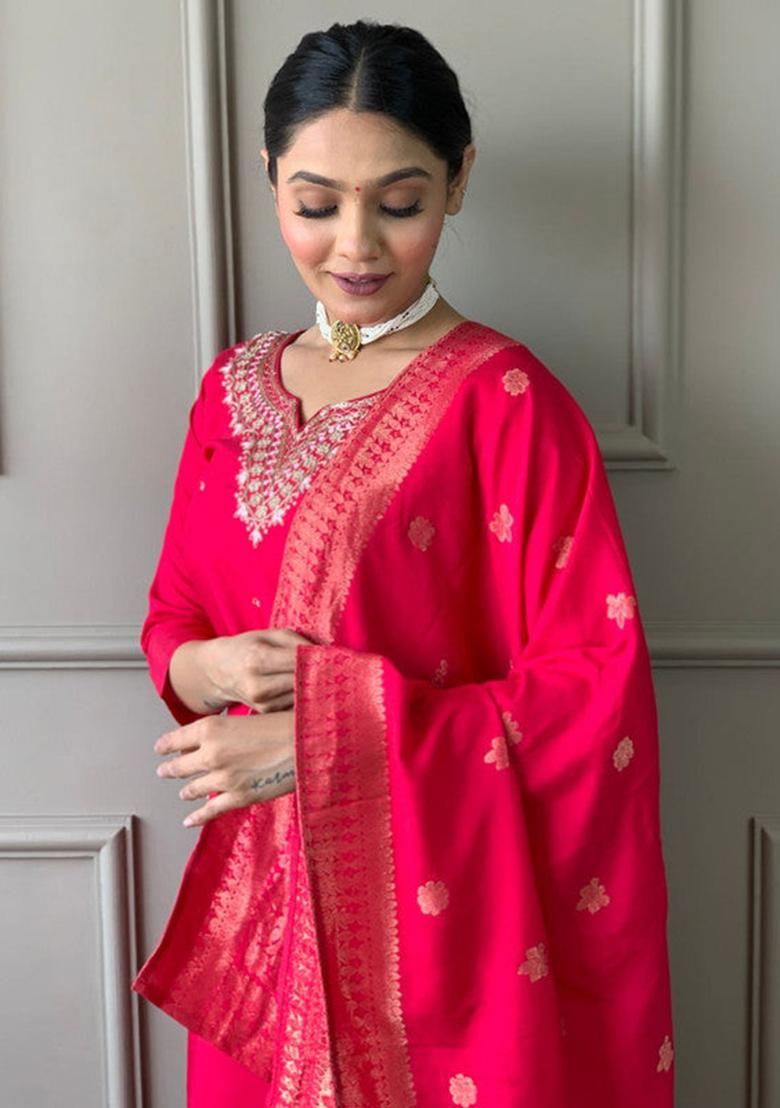 Red Embroidered Viscose Kurta Set