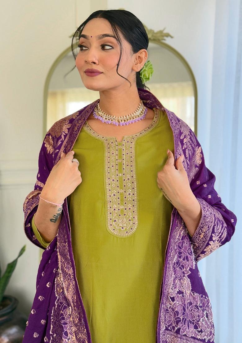 Green Embroidered Viscose Kurta Set
