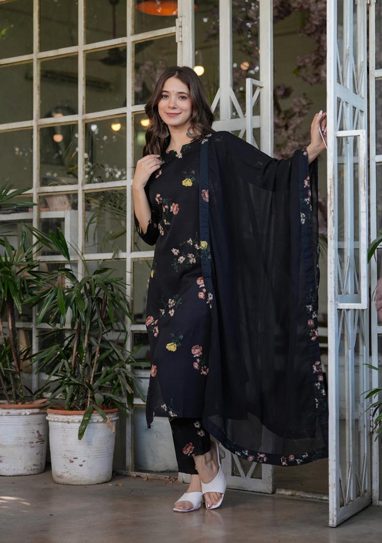 Black Embroidered Crepe Kurta Set