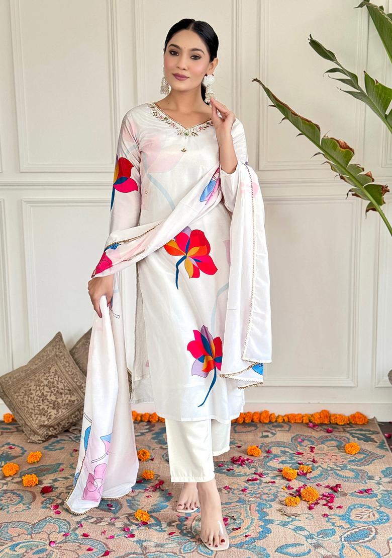 White Embroidered Crepe Kurta Set