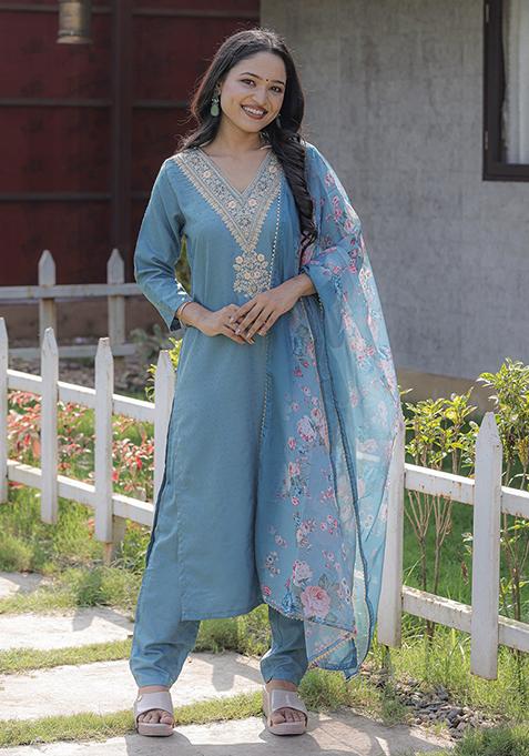 Blue Embroidered Viscose Kurta Set