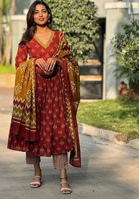 Red Printed Rayon Kurta Set