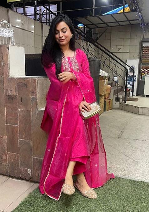 Pink Embroidered Chanderi Kurta Set