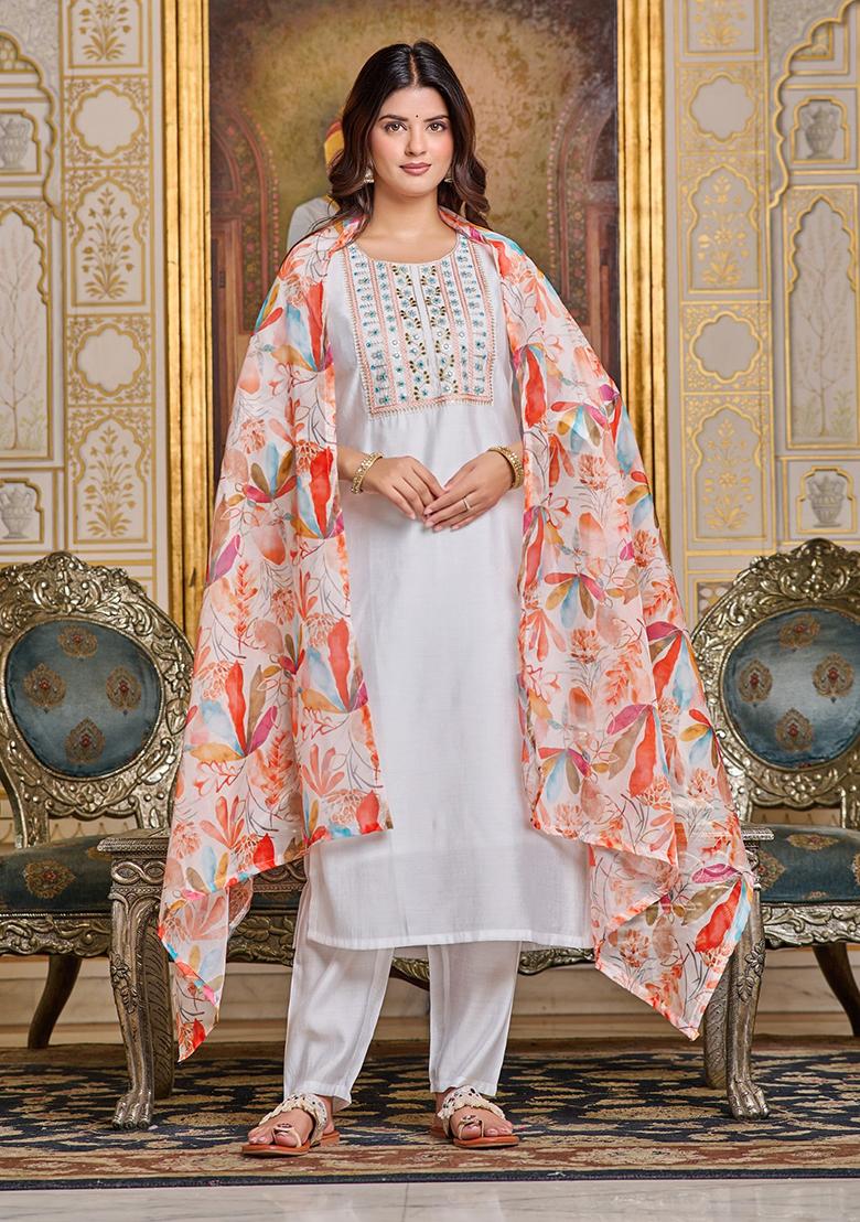 Off White Embroidered Chanderi Kurta Set