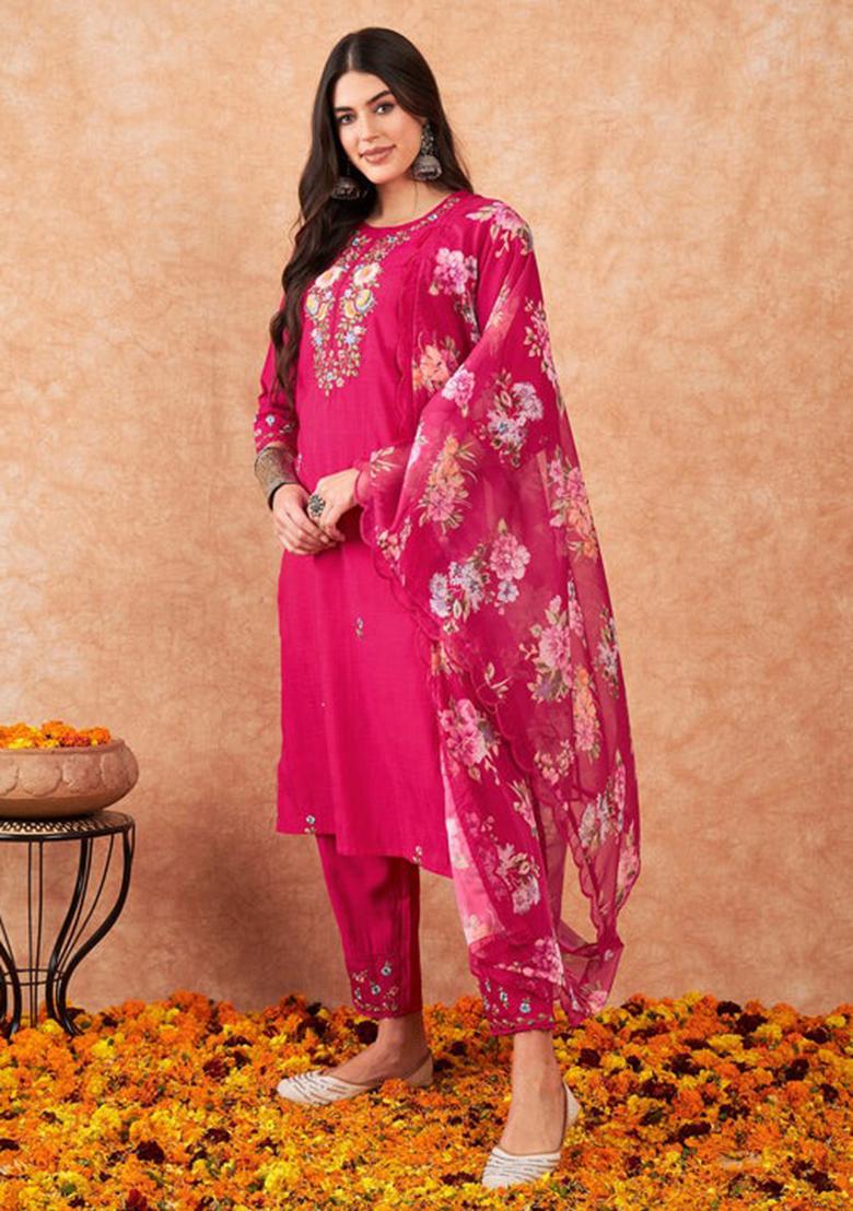 Pink Embroidered Chanderi Kurta Set