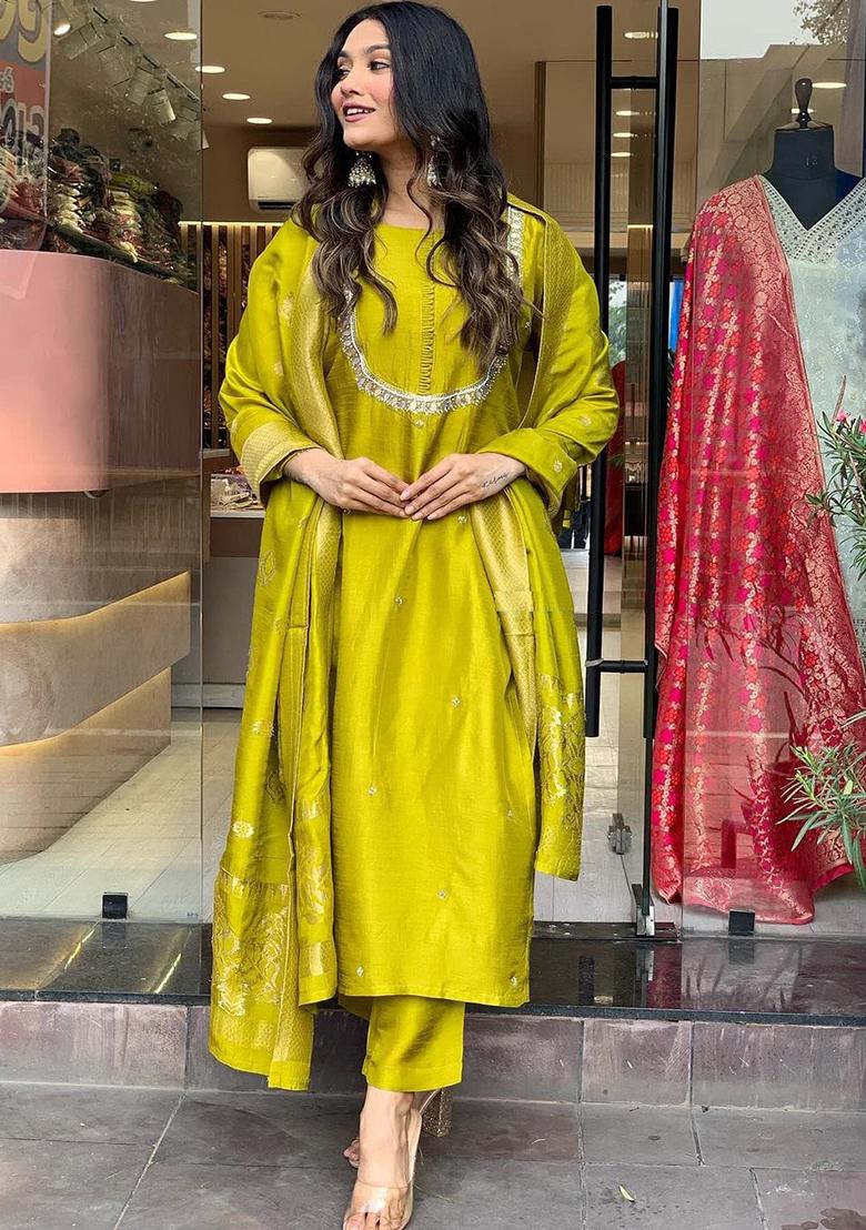 Yellow Embroidered Chanderi Kurta Set