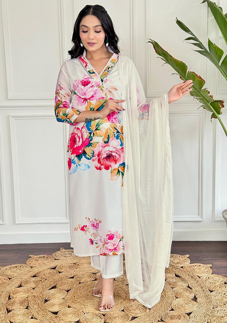 Off White Embroidered Crepe Kurta Set
