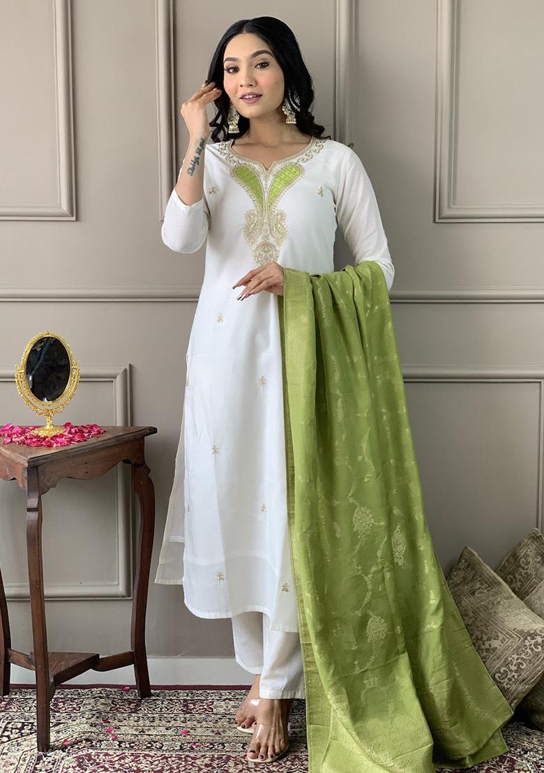 Off White Embroidered Chanderi Kurta Set