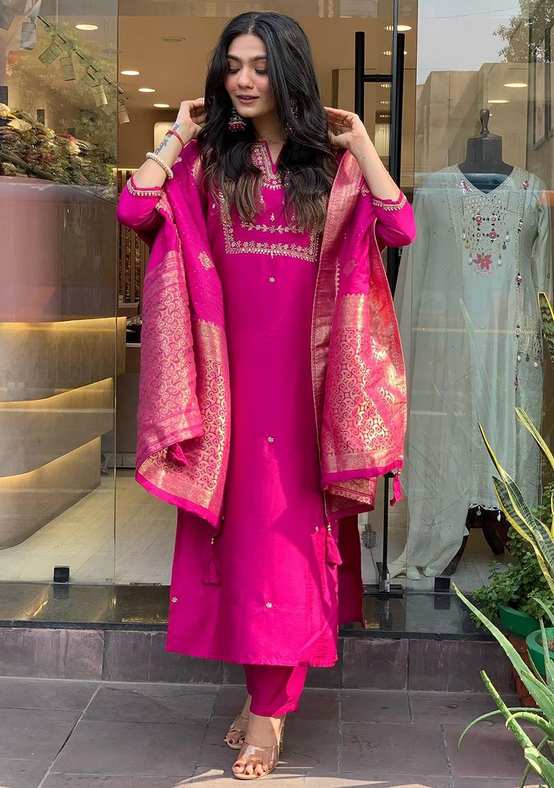 Pink Embroidered Chanderi Kurta Set