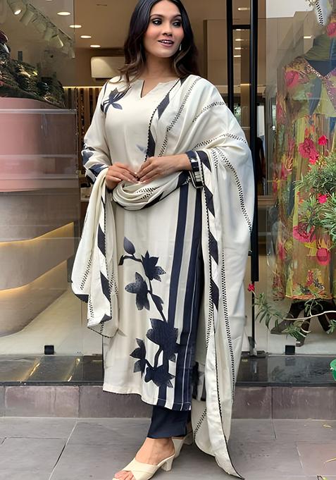 Off White Embroidered Muslin Kurta Set