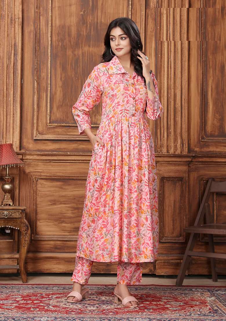 Peach Floral Print Rayon Pakistani Suit Set - Indya