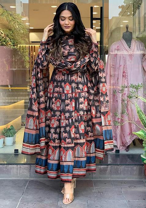 Black Embroidered Cotton Kurta Set