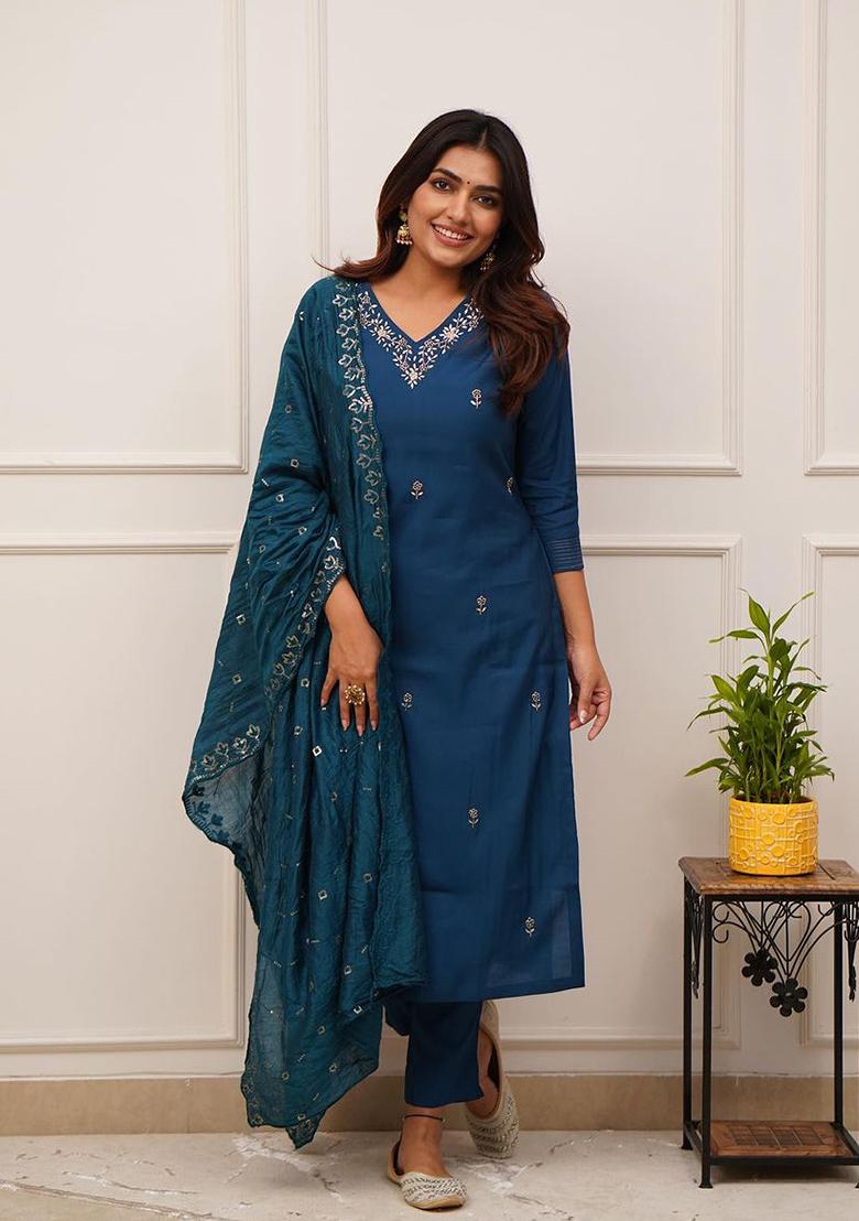 Green Embroidered Chanderi Kurta Set