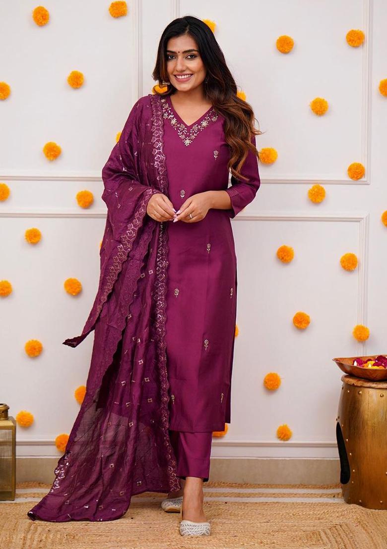Maroon Embroidered Chanderi Kurta Set