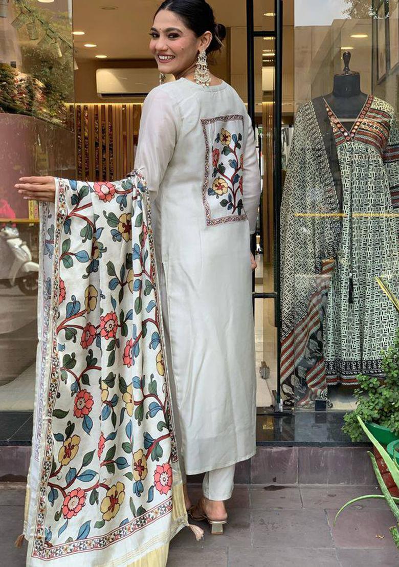 Off White Embroidered Viscose Kurta Set
