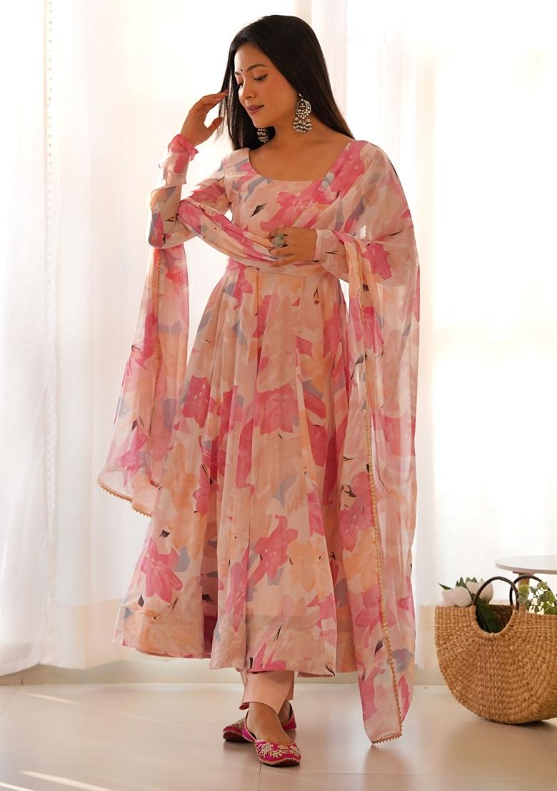 Peach Floral Print Georgette Kurta Set