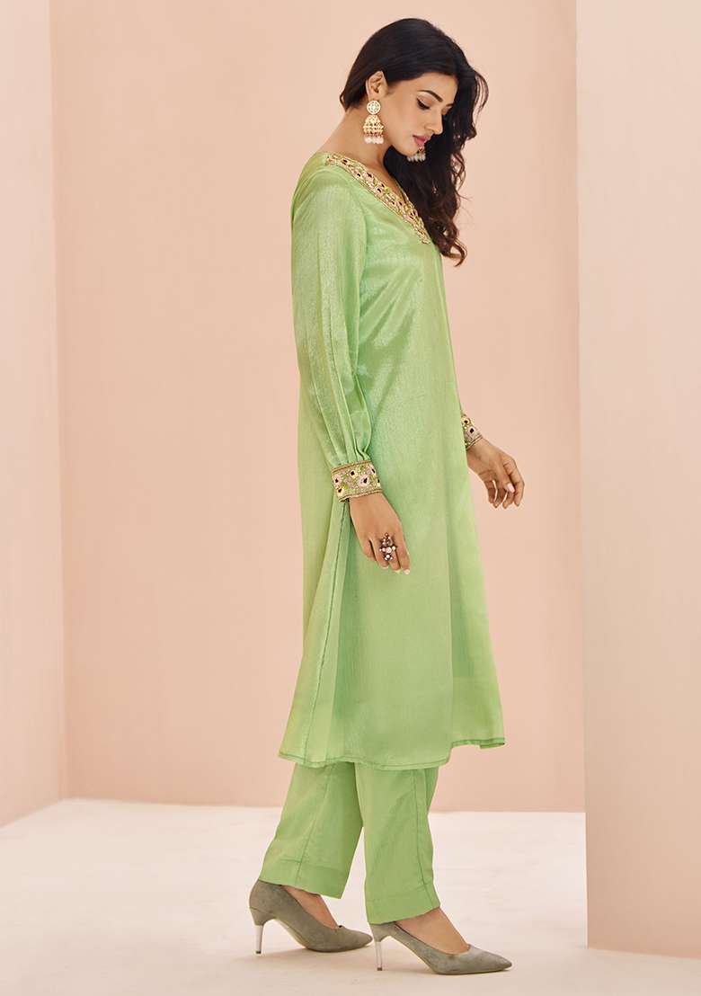 Green Embroidered Chinon Kurta Set - Indya