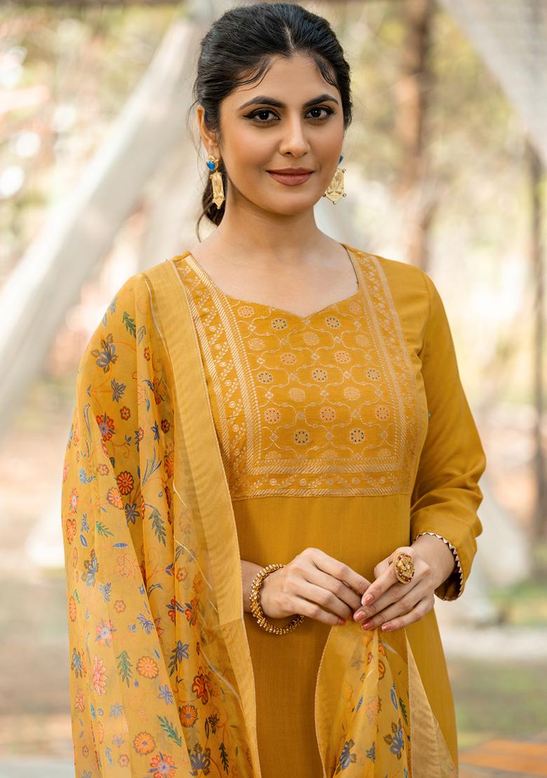 Yellow Jacquard Rayon Slub Kurta Set