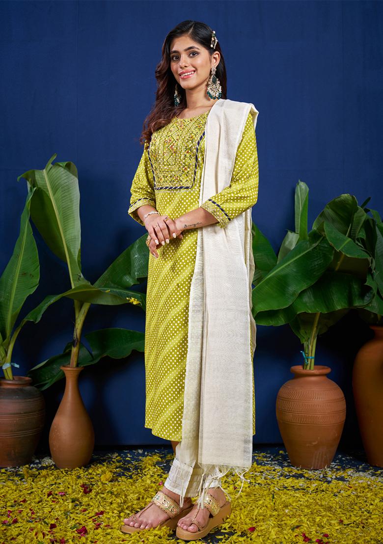 Green Embroidered Rayon Kurta Set