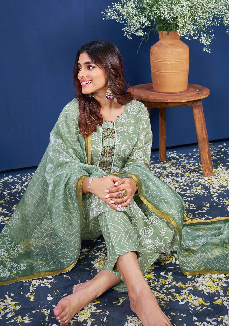Green Embroidered Rayon Kurta Set