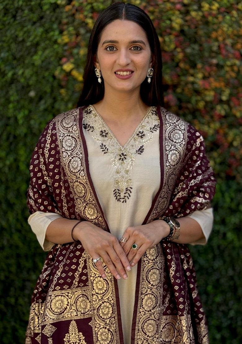 White Hand Embroidered Silk Salwar Kameez