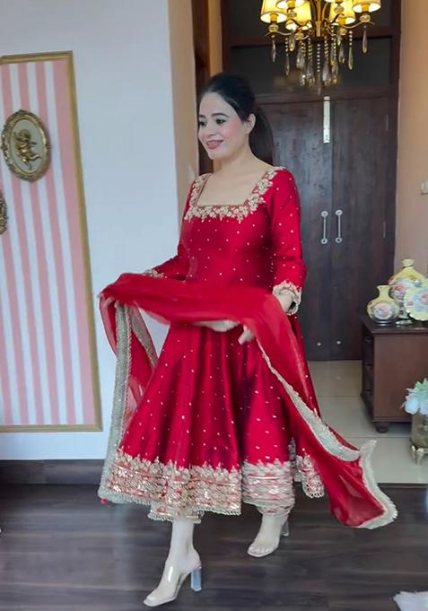 Ramani Phool Salwar Kameez Set- Red main image 0