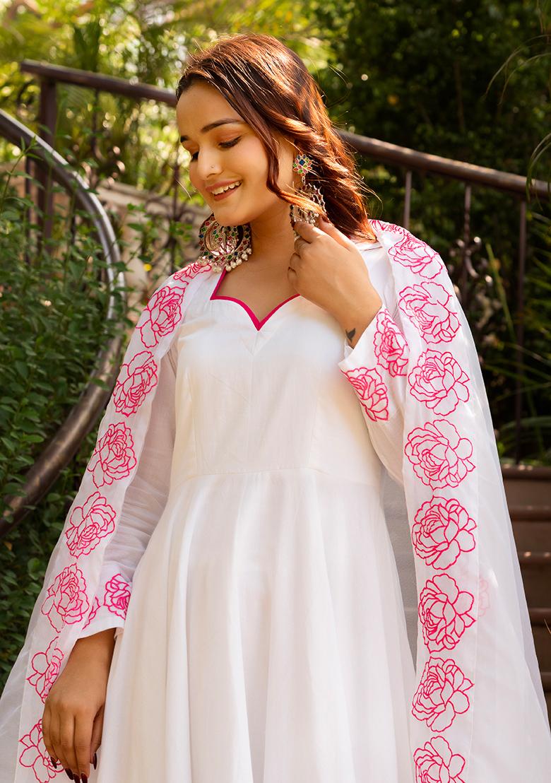 White Embroidered Cotton Kurta Set