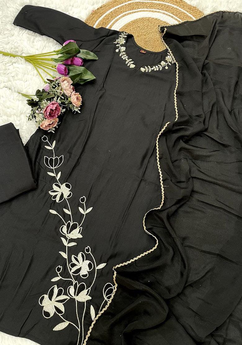Black Embroidered Viscose Rayon Salwar Kameez