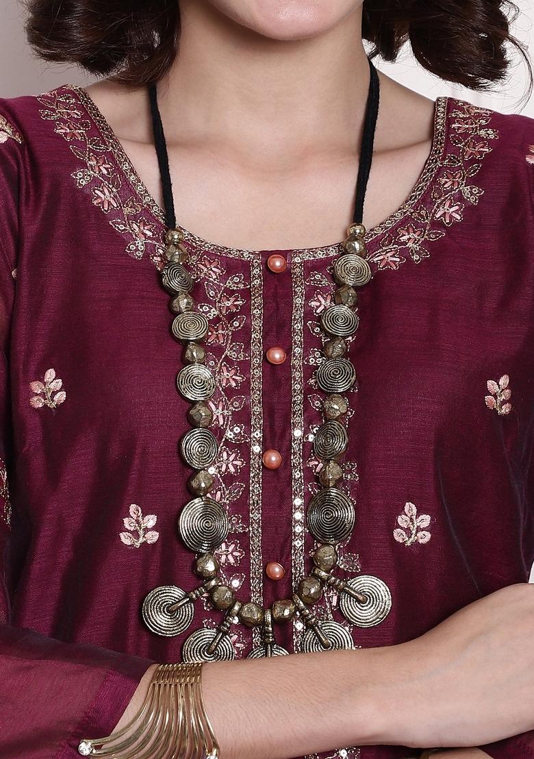 Wine Embroidered Chanderi Straight Kurta Set - Indya