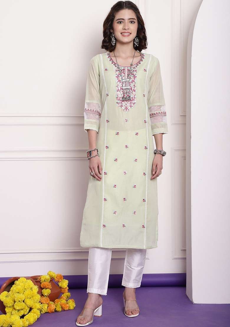 Green Embroidered Chanderi Kurta - Indya