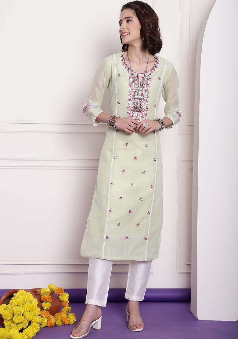 Green Embroidered Chanderi Kurta - Indya
