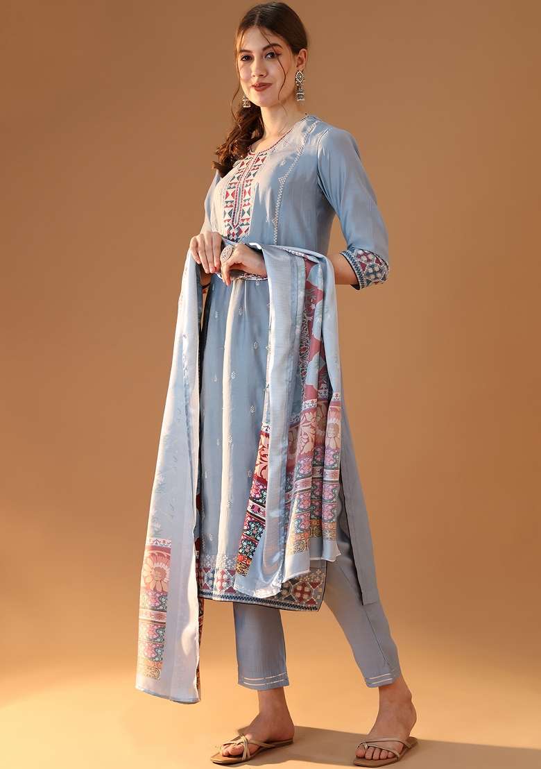 Blue Embroidered Chanderi Straight Kurta Set - Indya