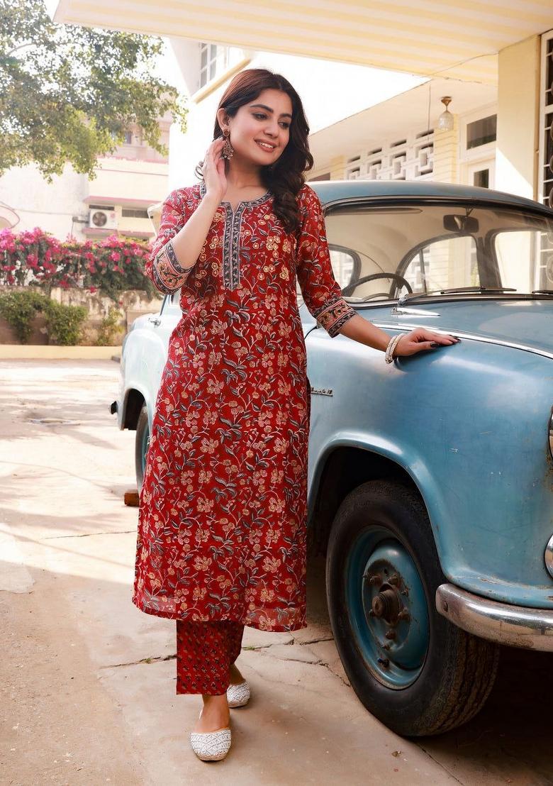 Maroon Printed Rayon Kurta Set - Indya