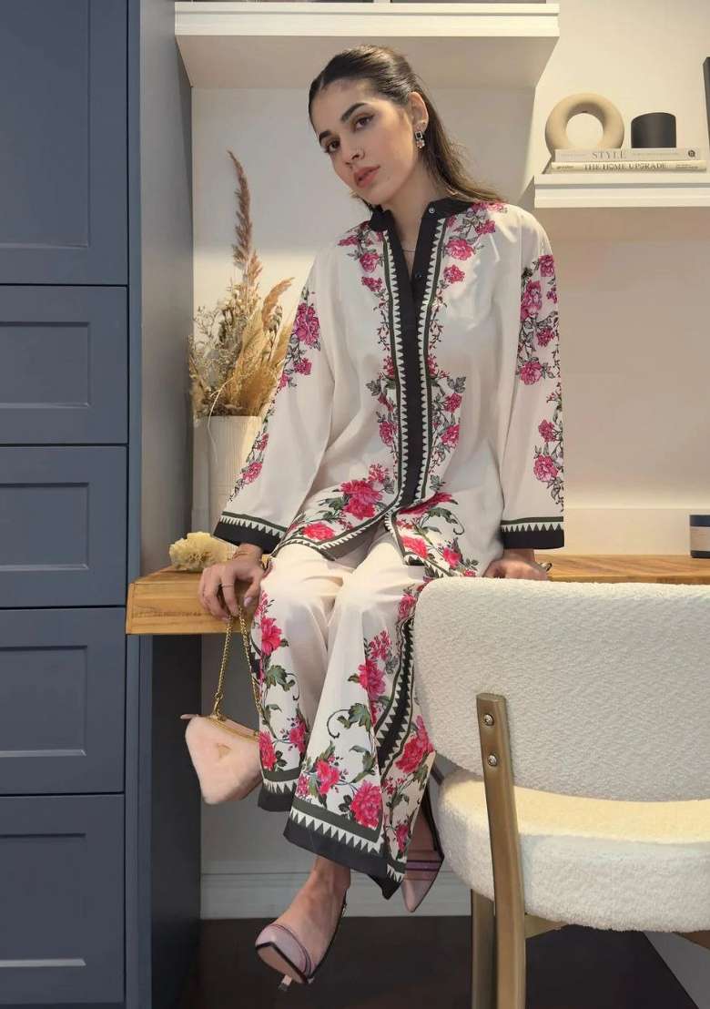 White Embroidered Rayon Pakistani Suit Set - Indya