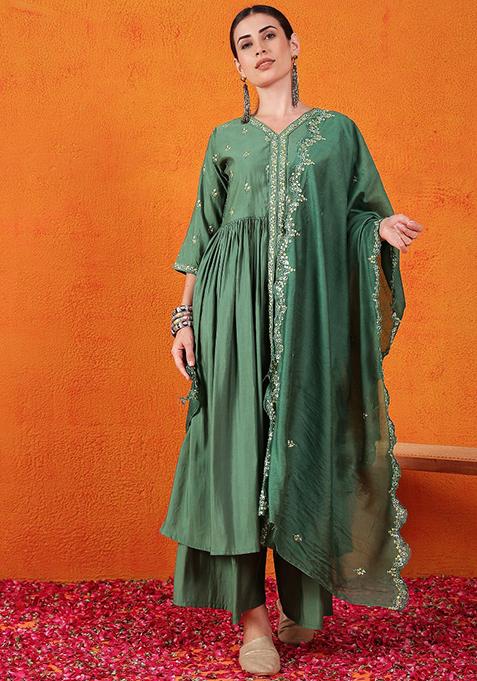 Green Zari Embroidered Chanderi Salwar Kameez