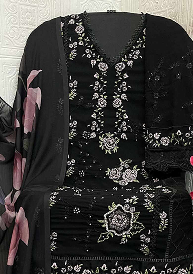 Black Embroidered Georgette Pakistani Salwar Kameez With Dupatta - Indya