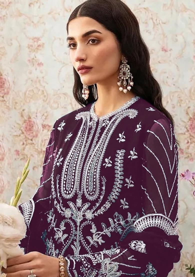 Purple Embroidered Georgette Pakistani Salwar Kameez