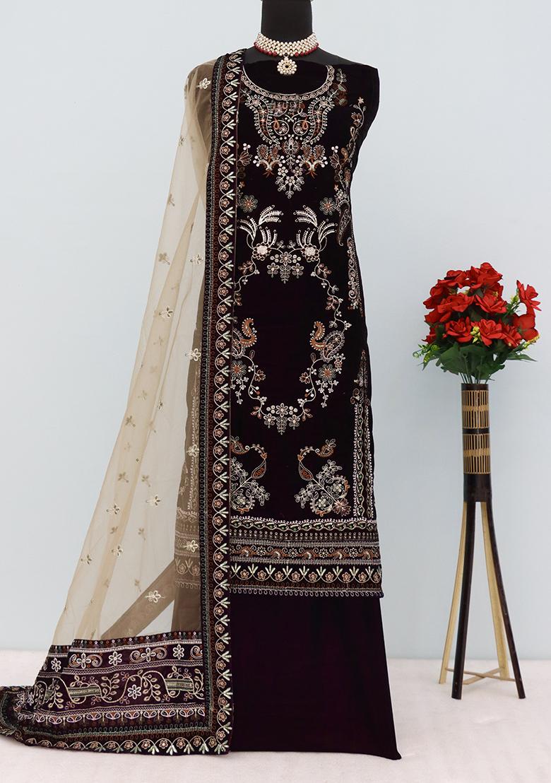 Purple Embroidered Velvet Pakistanii Salwar Kameez