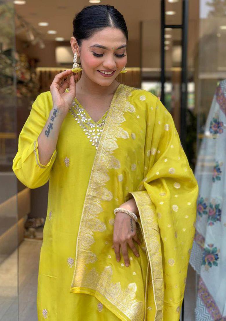 Lemon Green Embroidered Chanderi Salwar Kameez