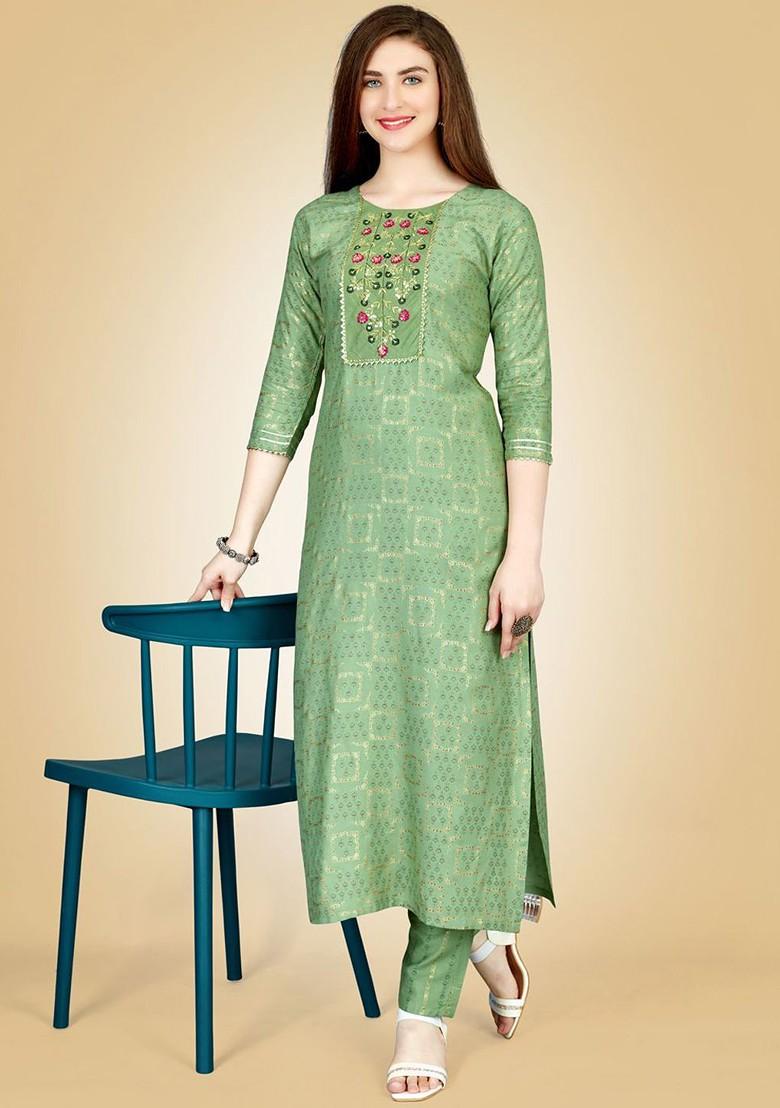 Green Floral Embroidered Poly Blend Salwar Kameez With Dupatta