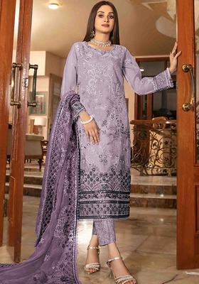 Light Purple Embroidered Organza Silk Pakastani Salwar Kameez With Dupatta